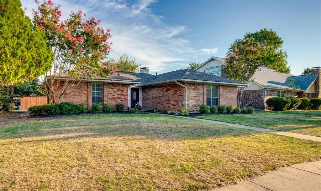 1114 Midway Drive