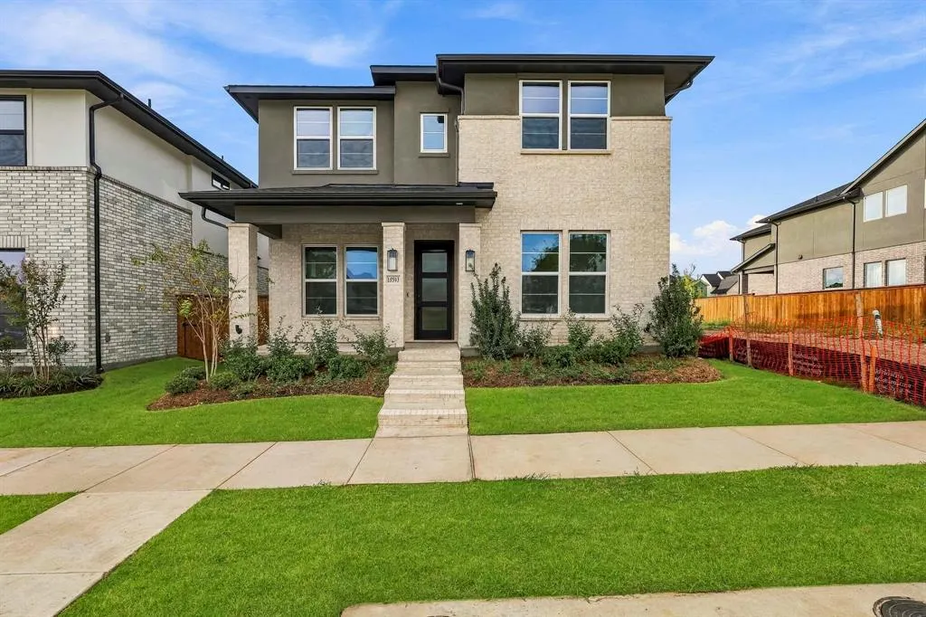 15593 Swallowtail Street