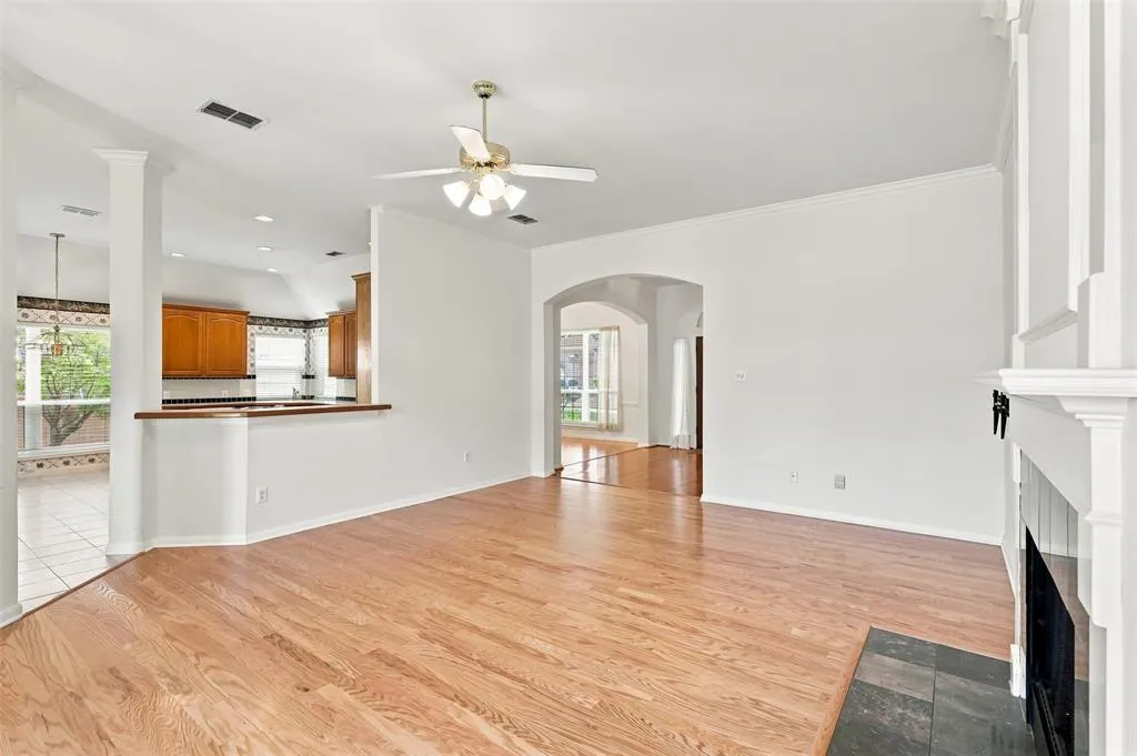 3617 Mackenzie Lane
