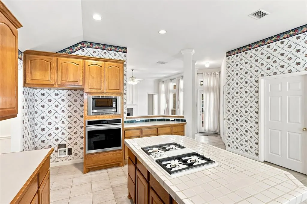 3617 Mackenzie Lane