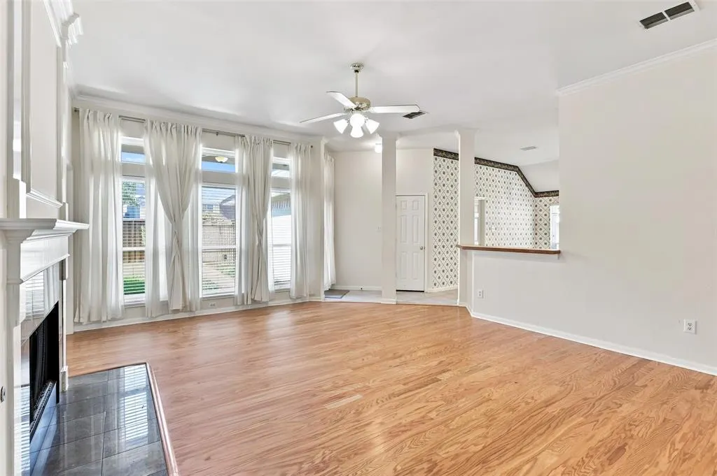 3617 Mackenzie Lane