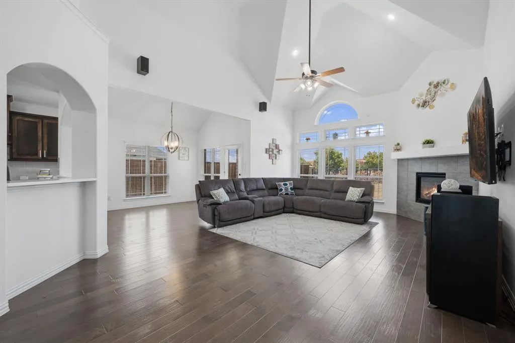 461 Highbridge Lane