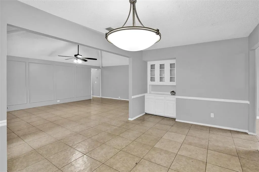 1113 Roaring Springs Drive