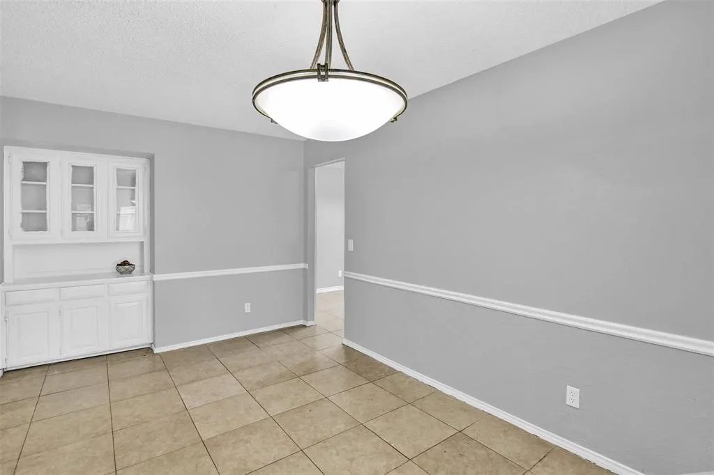 1113 Roaring Springs Drive