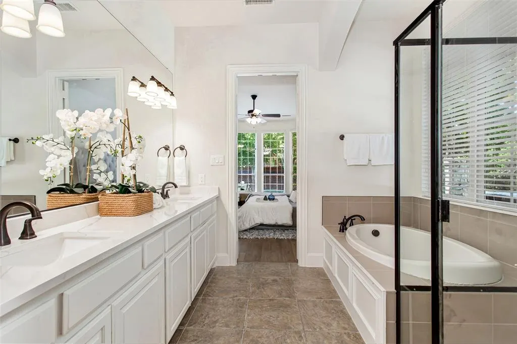 2361 Hedgewood Lane