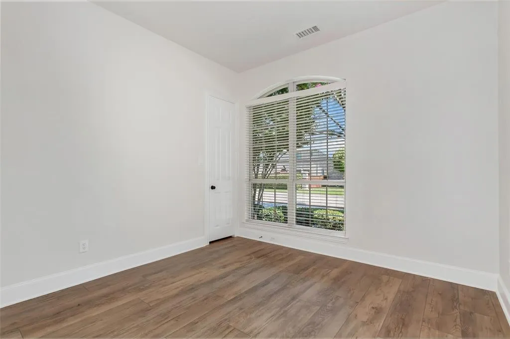 2361 Hedgewood Lane
