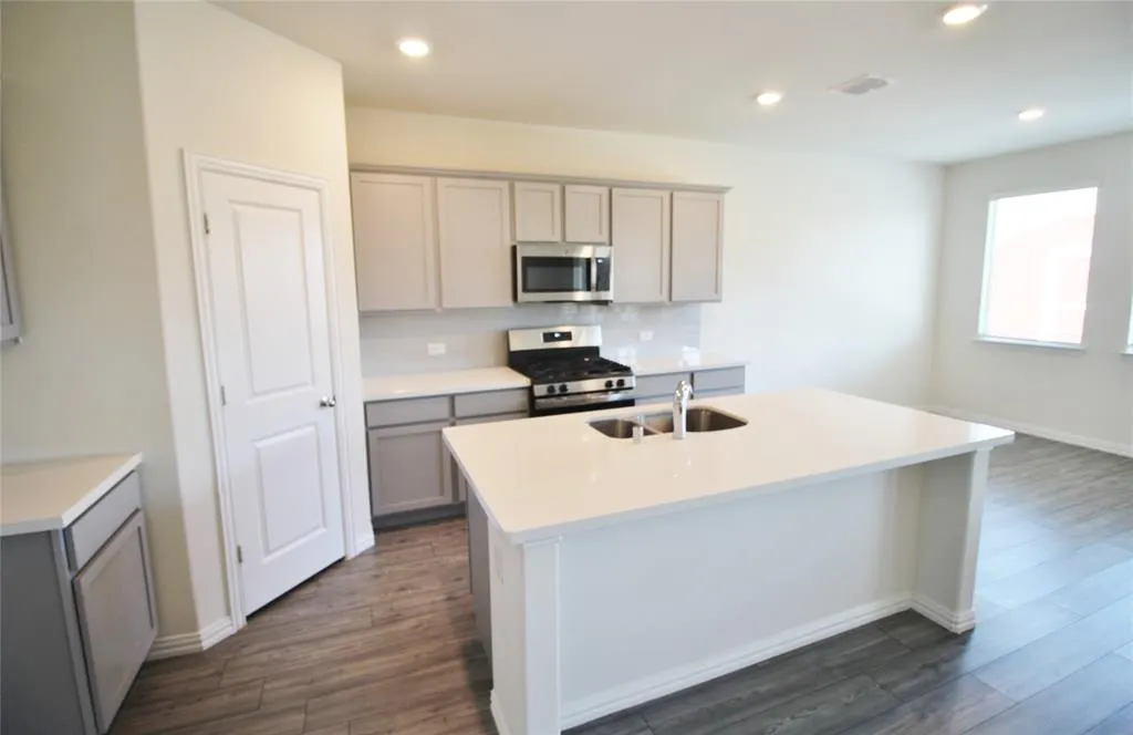 1610 Fields View Drive