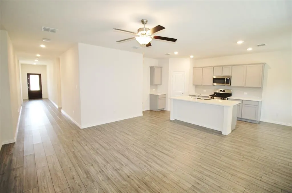 1610 Fields View Drive