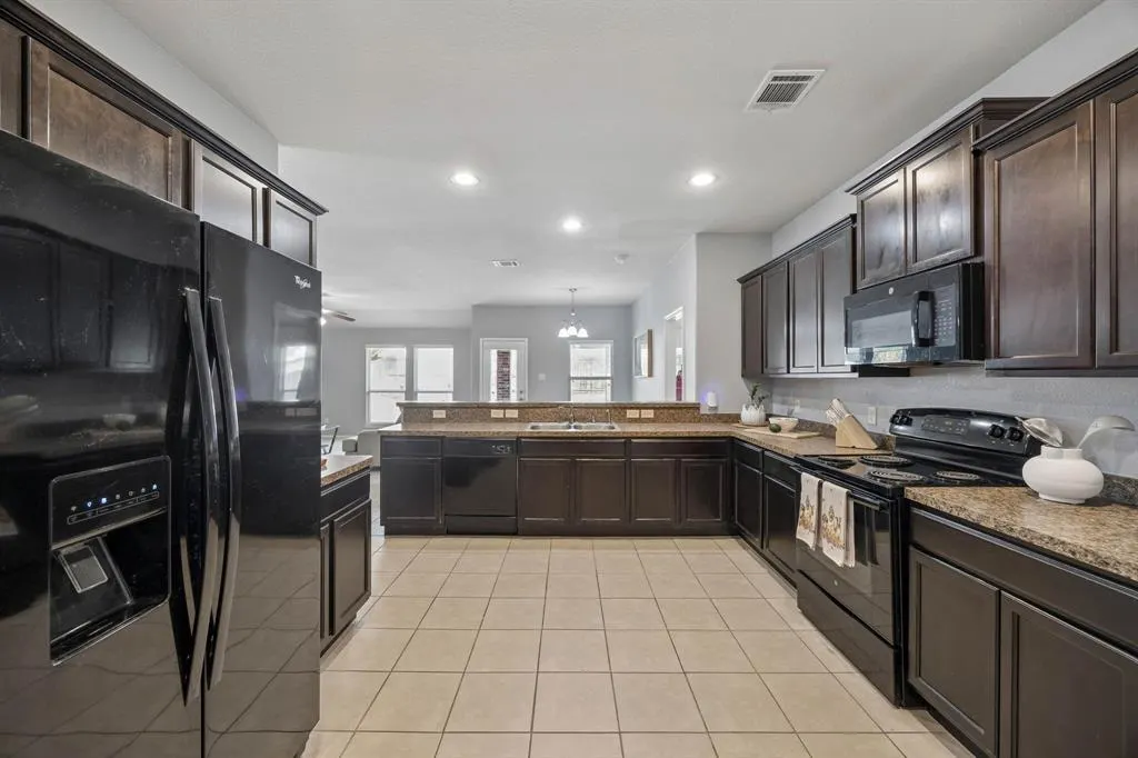 817 Post Oak Trail