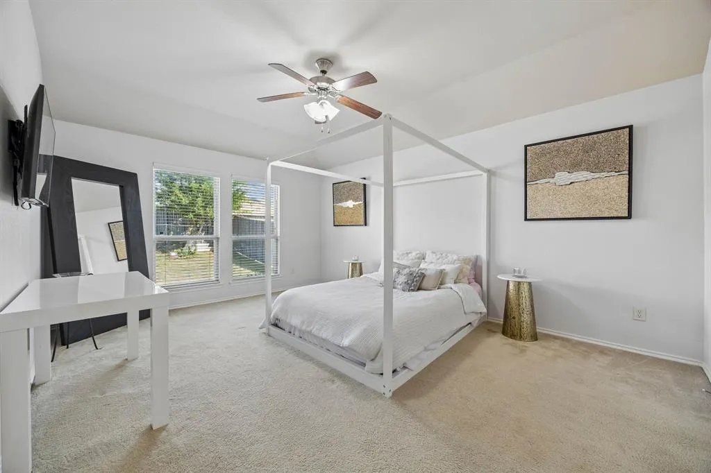817 Post Oak Trail