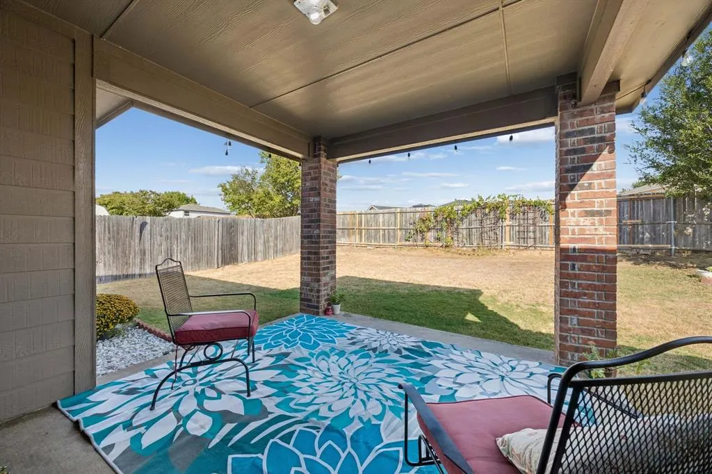 817 Post Oak Trail