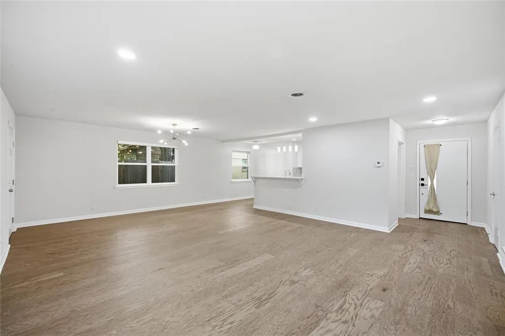 515 Lowell Lane