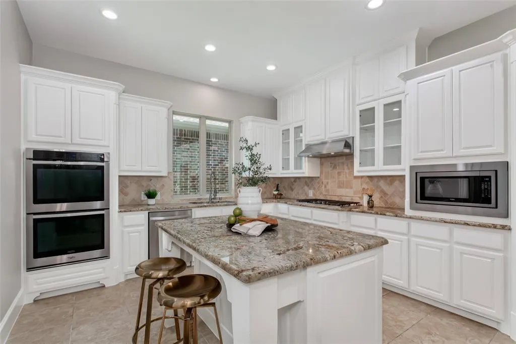 844 Veneto Drive