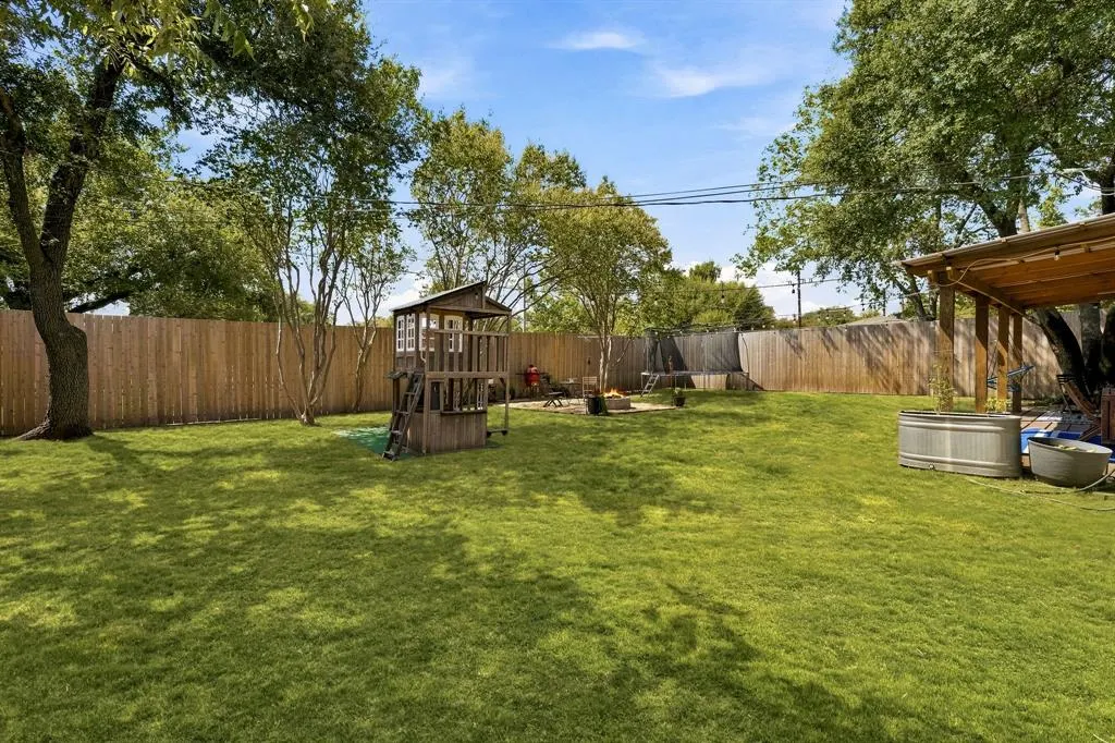 535 Westwood Drive