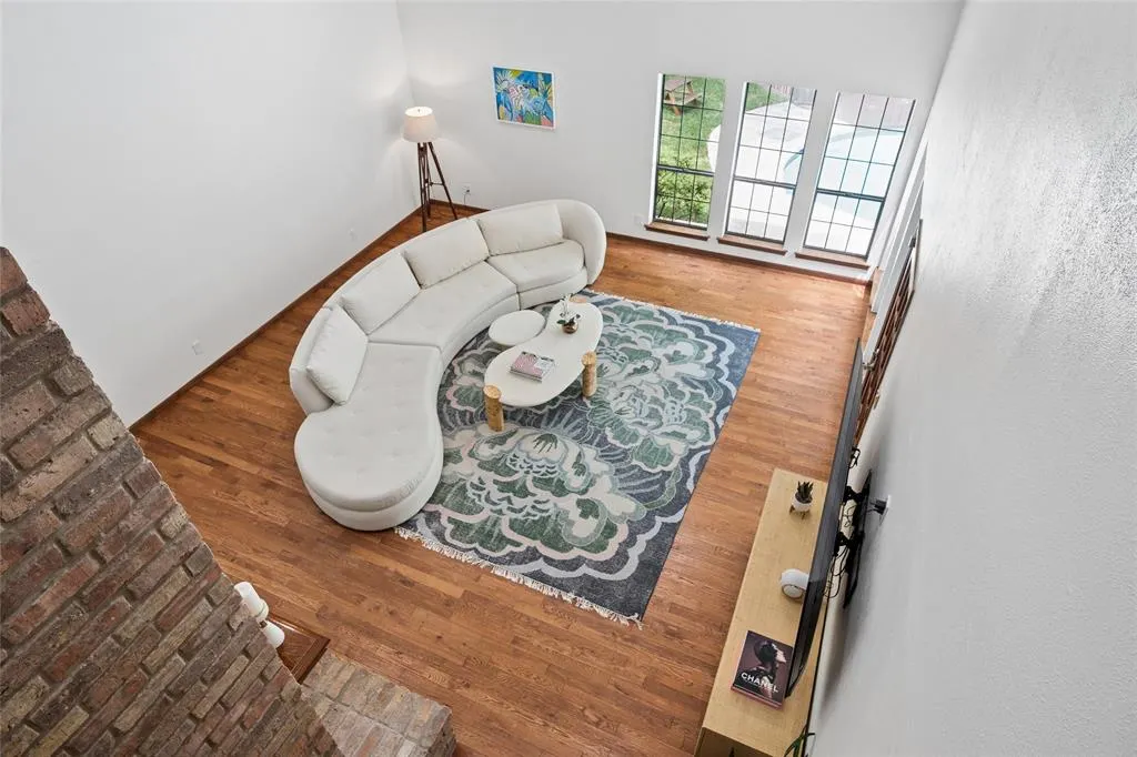 2001 Pebble Beach Court