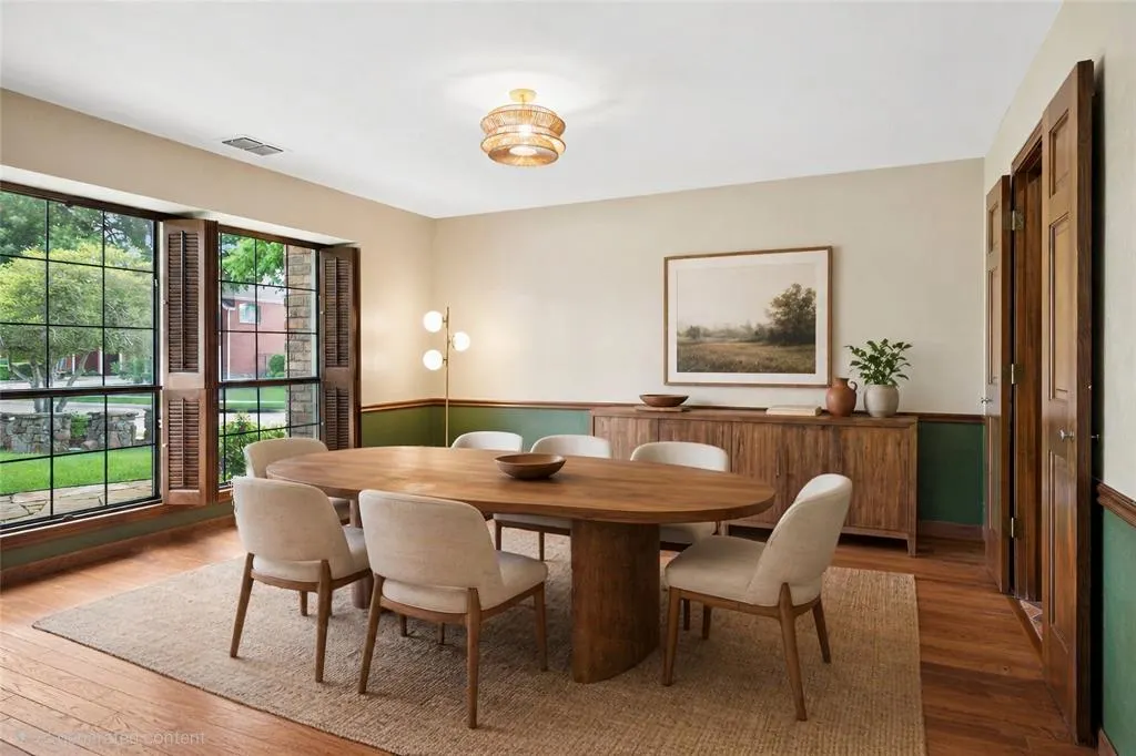 2001 Pebble Beach Court
