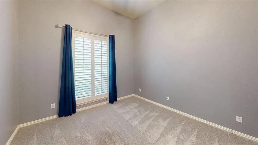 1219 Bridgeway Lane