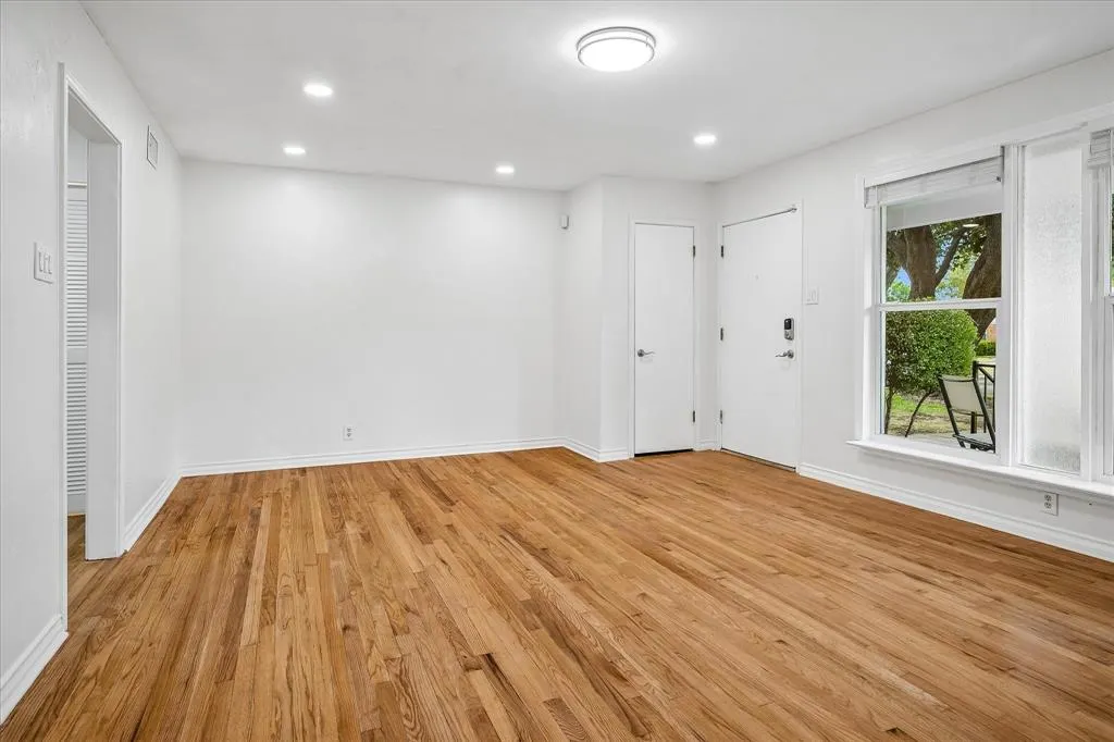 621 Lockwood Drive