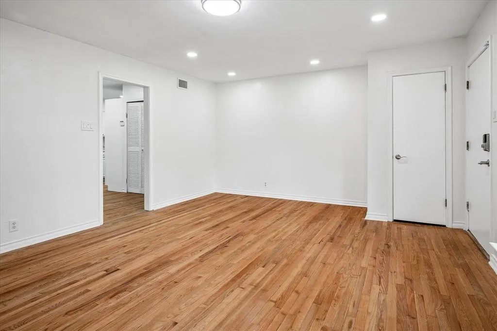 621 Lockwood Drive