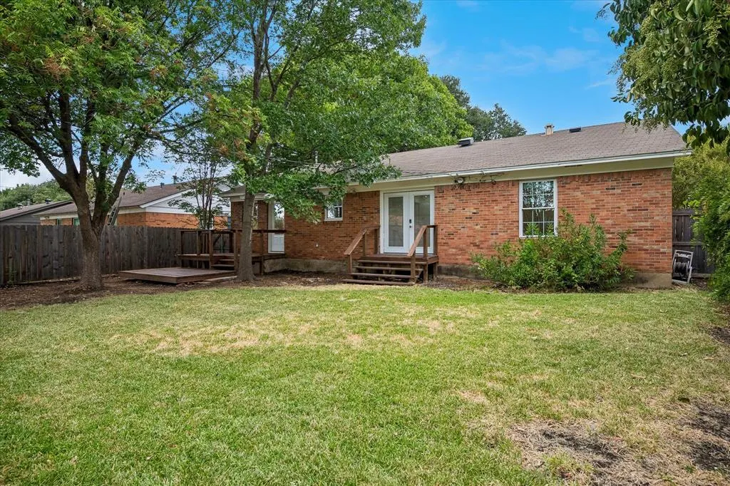 621 Lockwood Drive