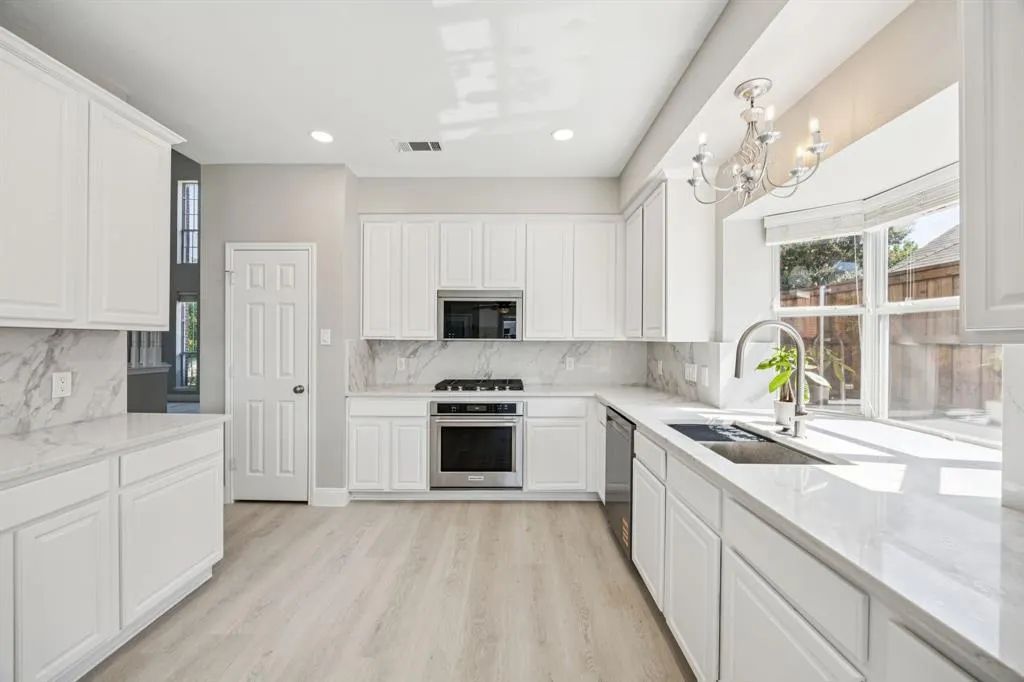 1514 Summerside Drive