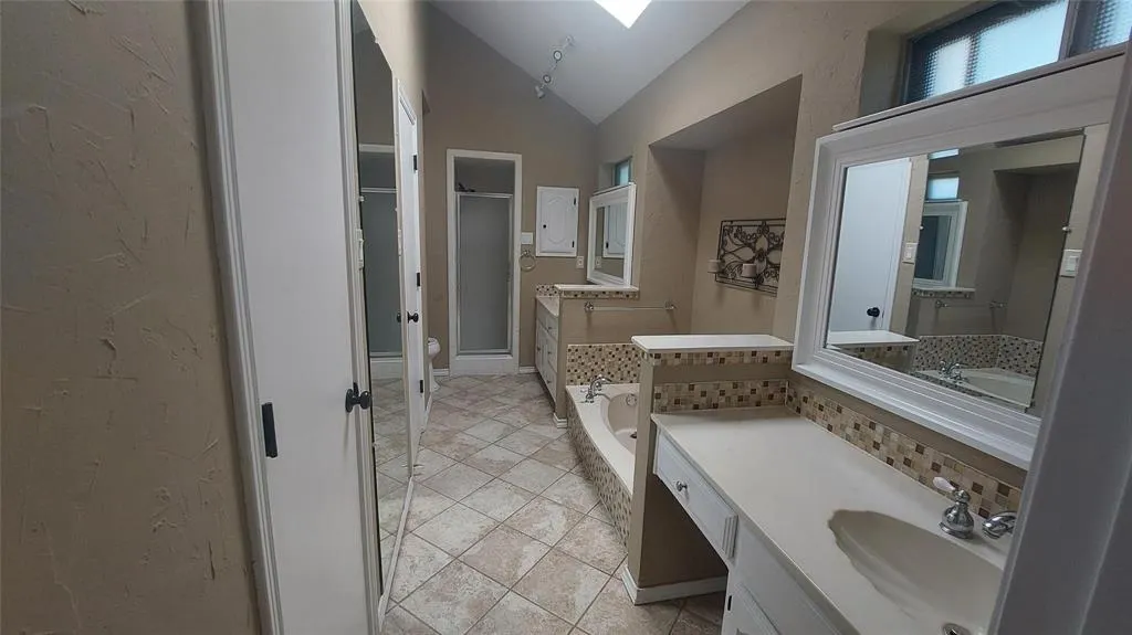 1514 Stonecrest Drive