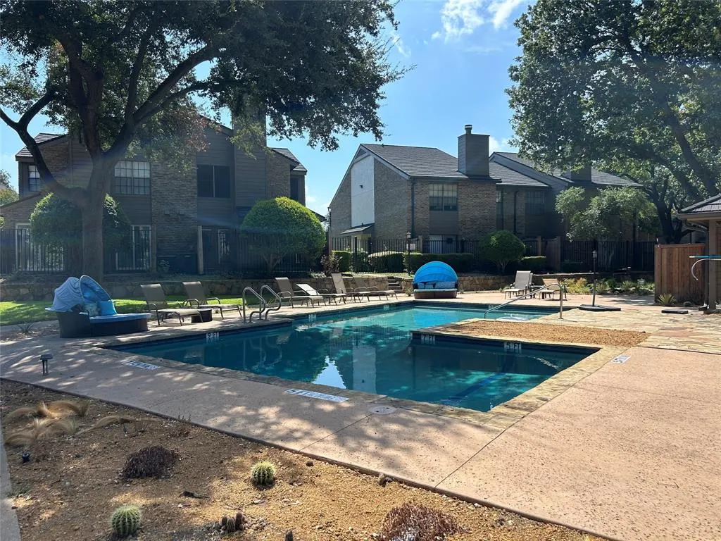 333 Melrose Drive #12B