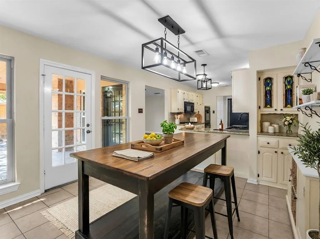 203 Trailridge Drive