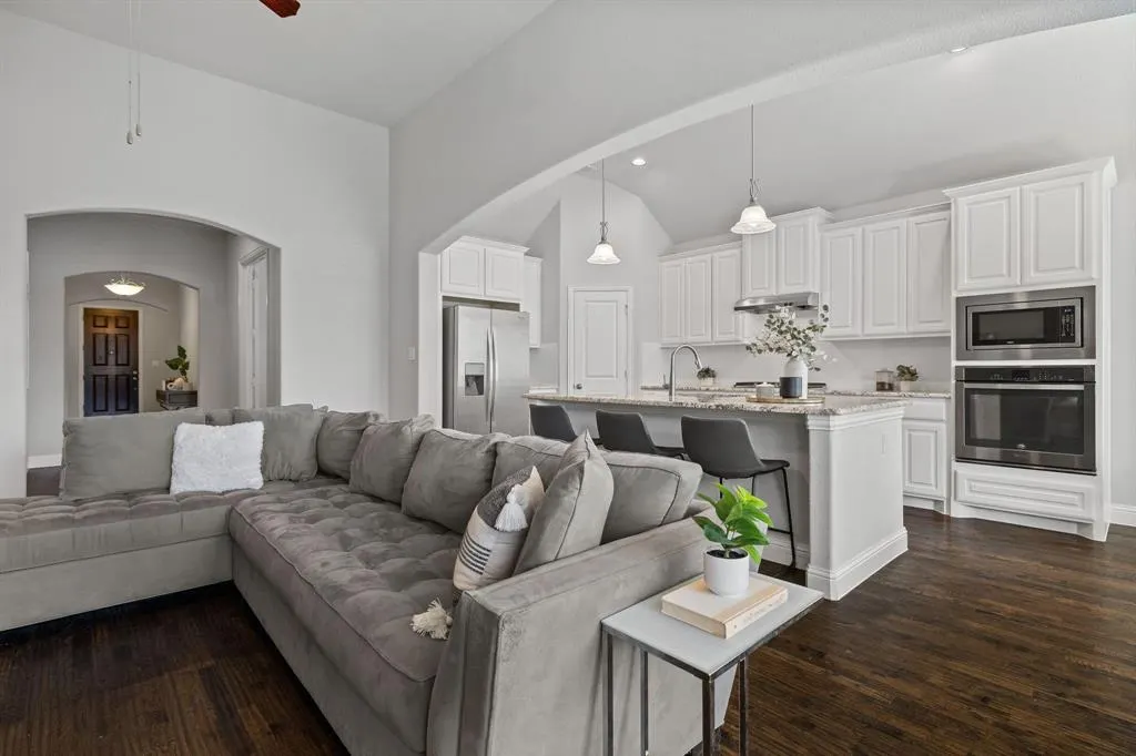 16020 Plum Court
