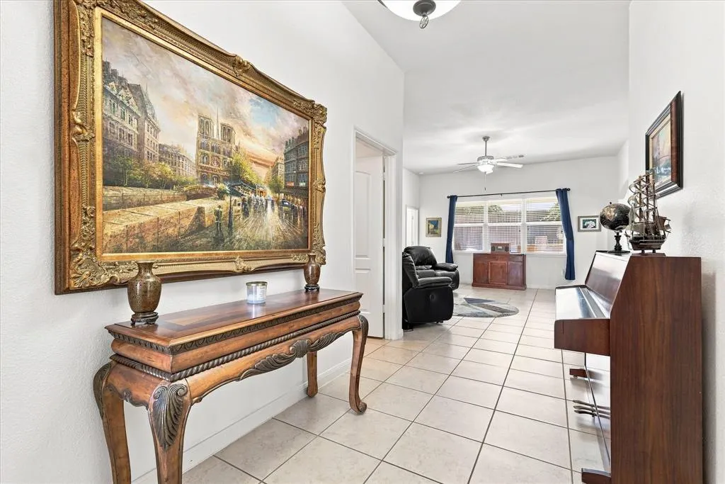 1824 Mesquite Lane