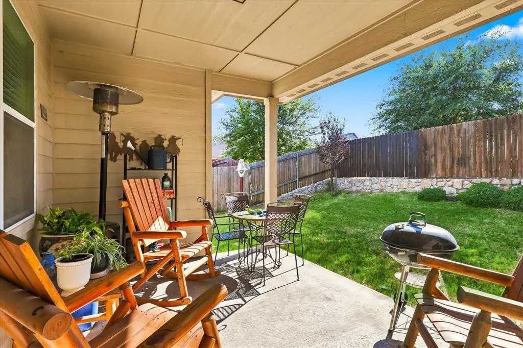 1824 Mesquite Lane