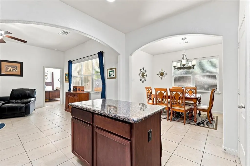 1824 Mesquite Lane