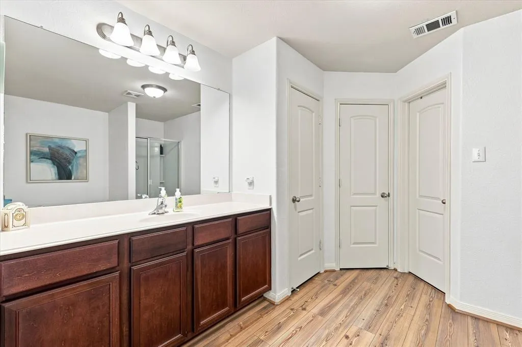 1824 Mesquite Lane