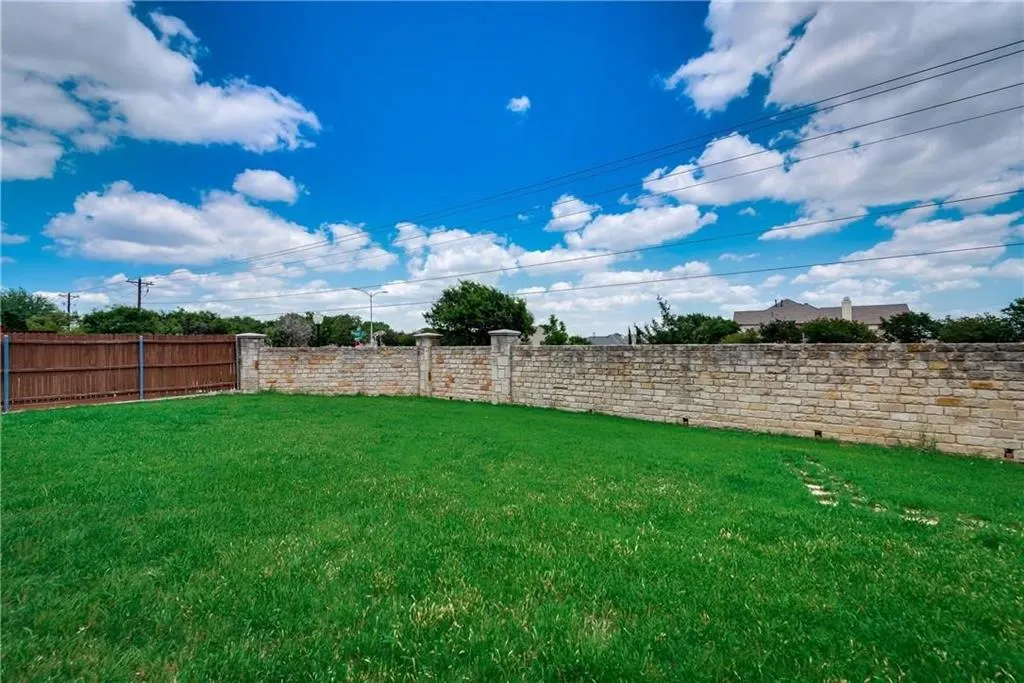 9428 Patagonia Lane