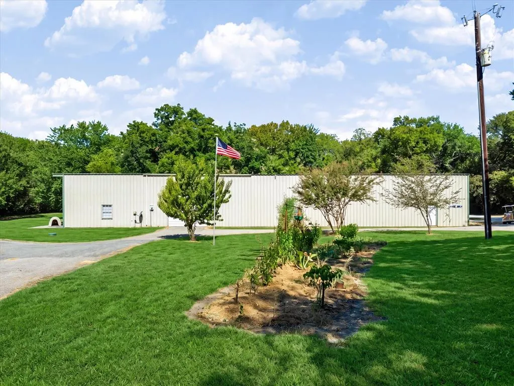 6747 County Road 424