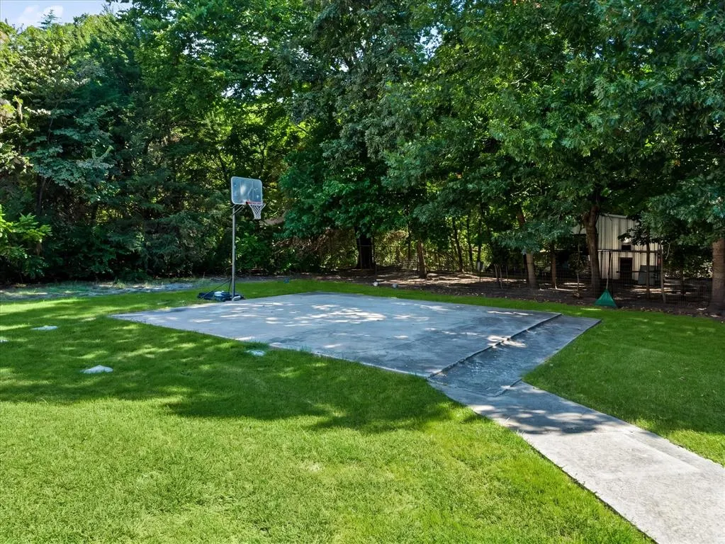 6747 County Road 424