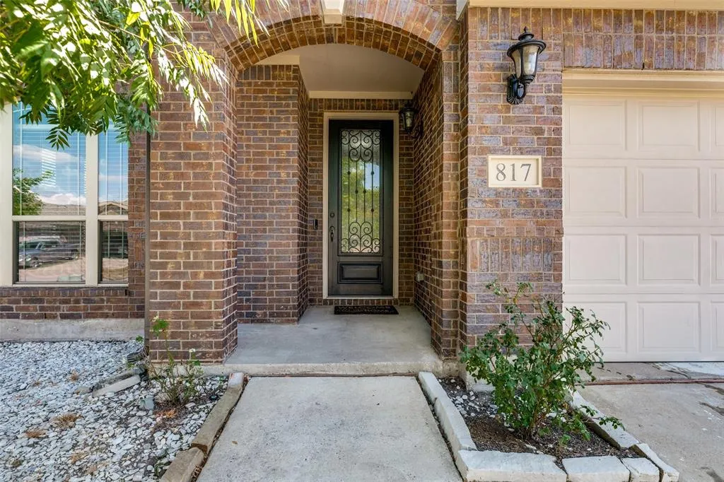 817 Glendale Drive