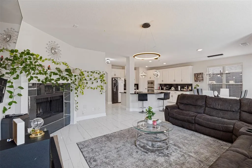 817 Glendale Drive