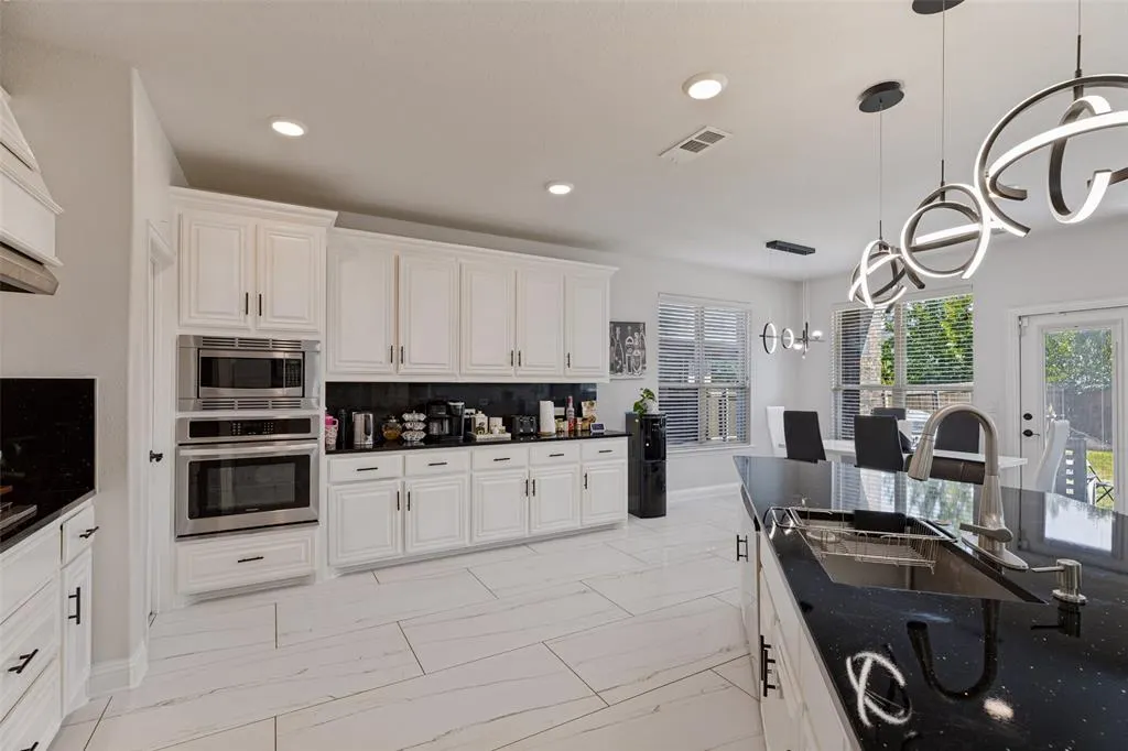 817 Glendale Drive