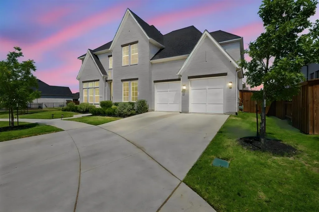 4660 Bertrand Drive