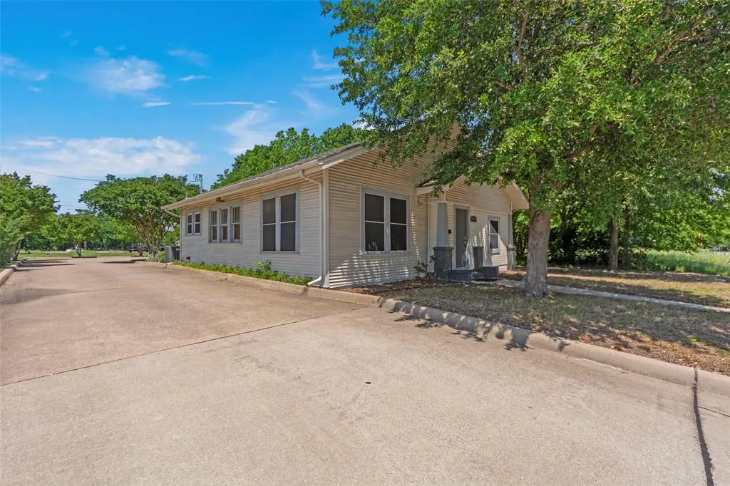 508 W Main Street