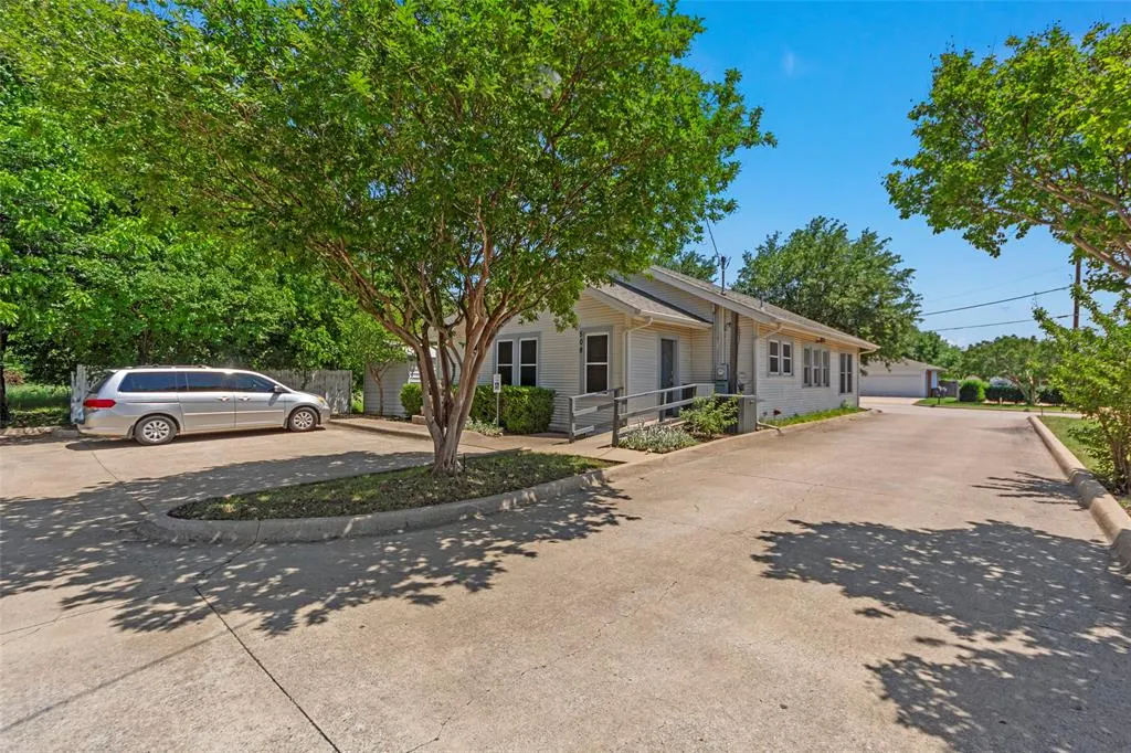 508 W Main Street