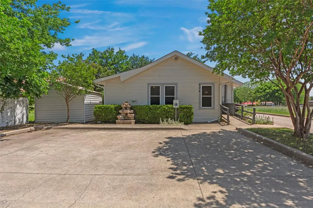508 W Main Street