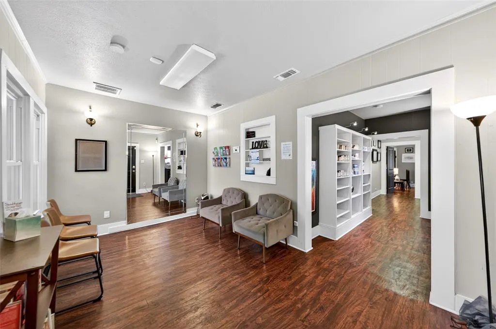 508 W Main Street