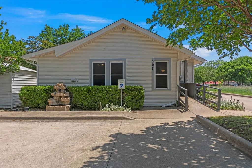 508 W Main Street