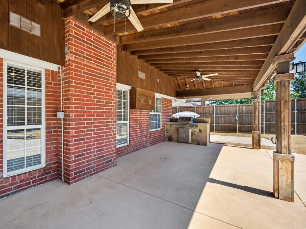 1005 Diane Street