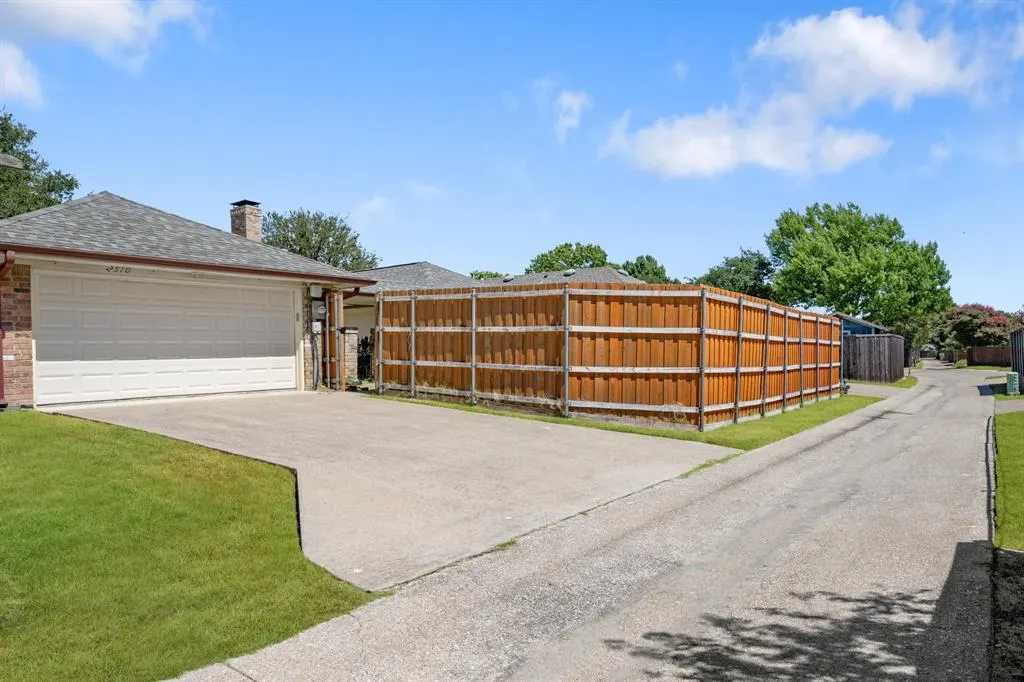 2510 Buttercup Drive