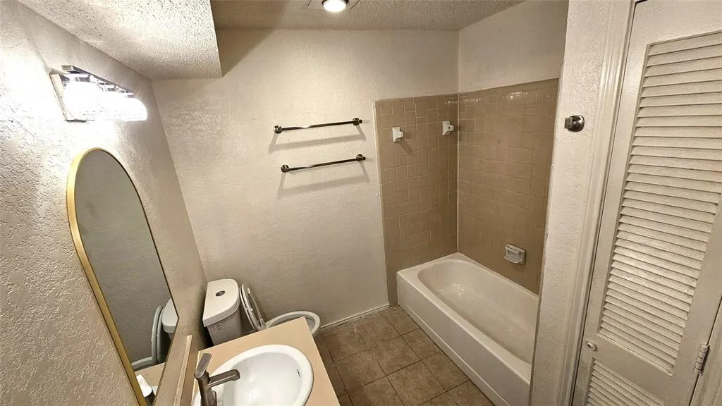 7513 and 7515 Tiffany Meadows Lane