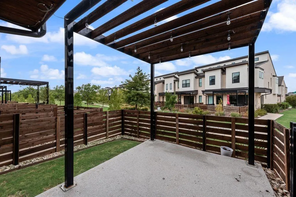 770 Cavitt Court