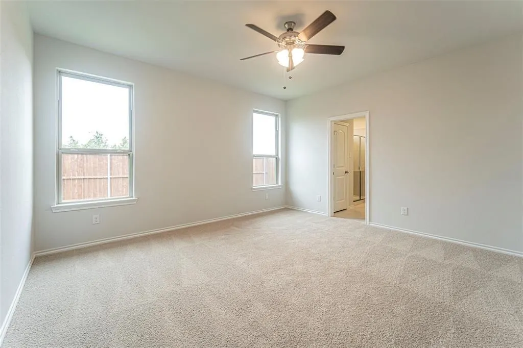 3305 Shortgrass Lane